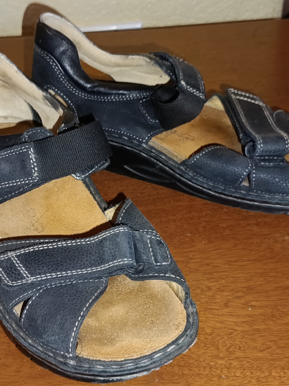 Finn Comfort Samara Sandal Size 39/8.5